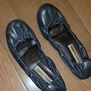 Manolo Blahnik navy ballet flats